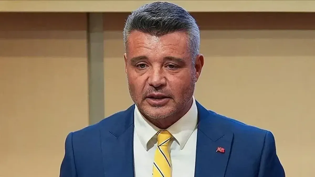 Fenerbahçe'den Takım İçi Diyalog Açıklaması: Sorumlu Kovuldu